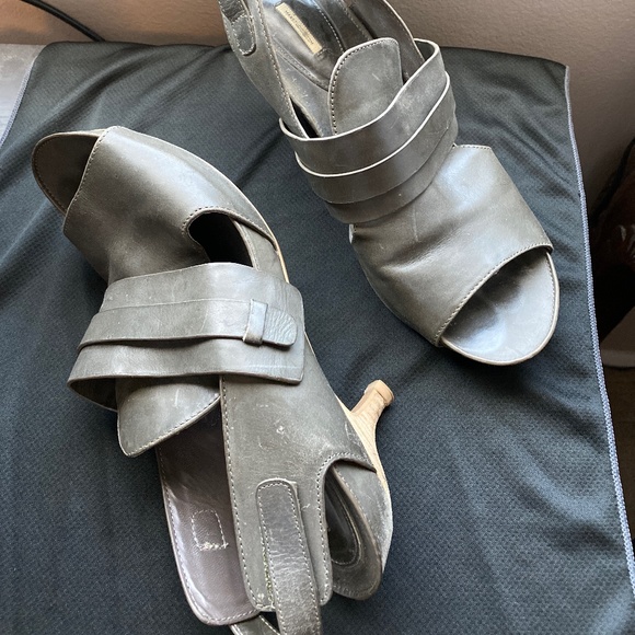 Maxstudio - Picture 1 of 4